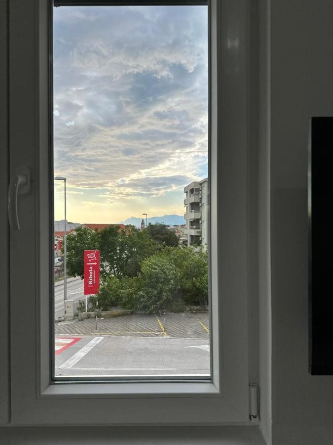 Makarska Gallery II Luaran gambar