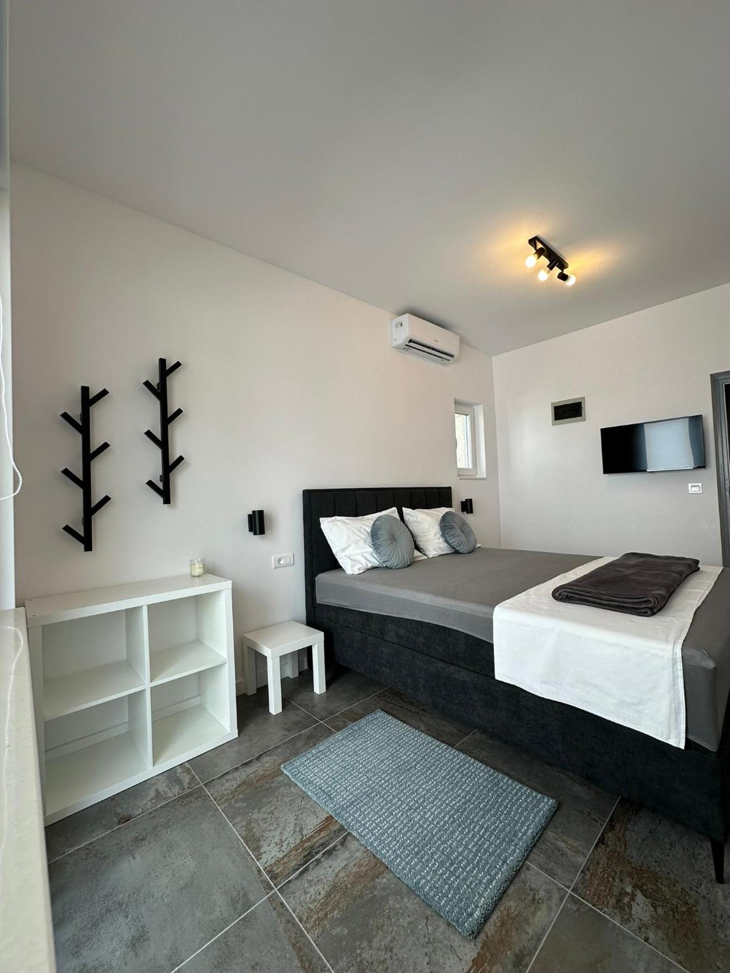 Makarska Gallery II Luaran gambar
